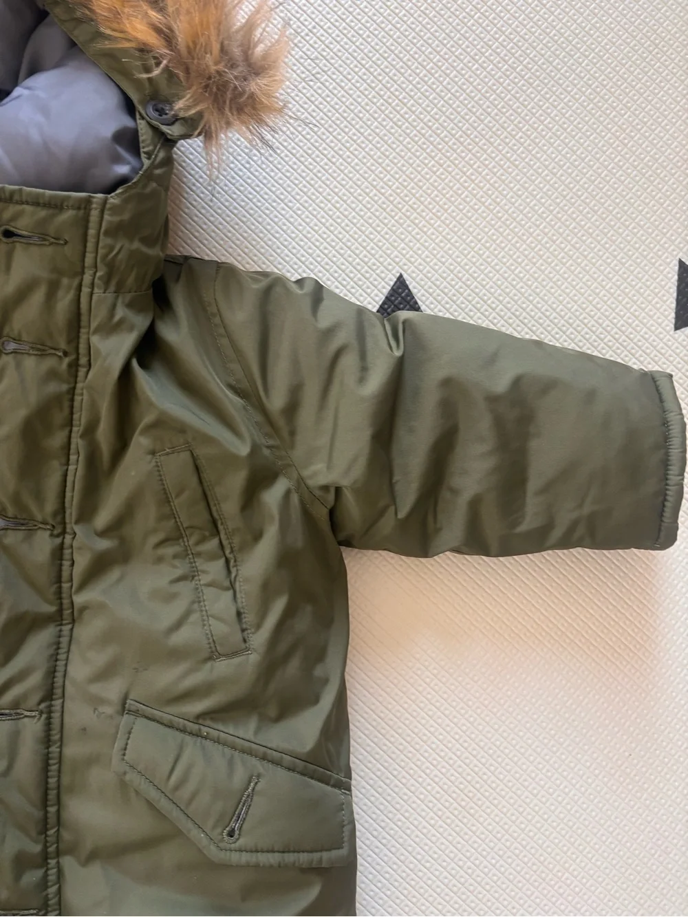 GAP Olive Green Toddler Puffer Jacket with Removable Faux Fur Hood Trim